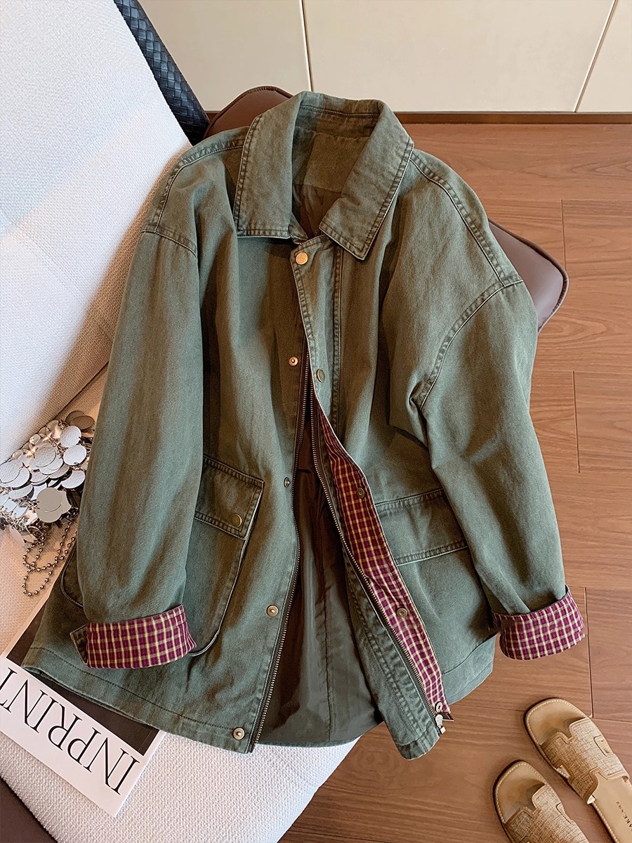 Vintage Armeegrüne Jeansjacke  – Down Jacket Packable Bewertung und Preis